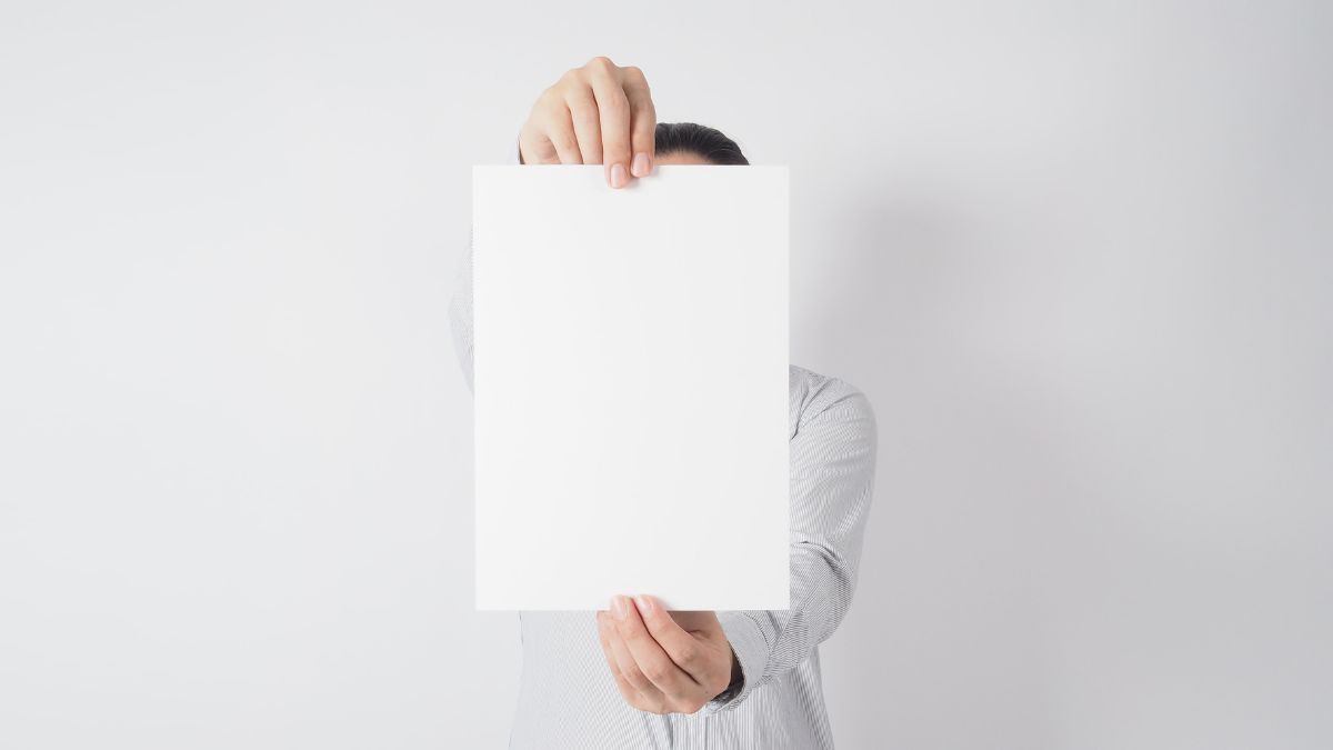 Apa Itu Kertas Ukuran F4 (Canva.com) Apa Itu Kertas Ukuran F4 (Canva.com)