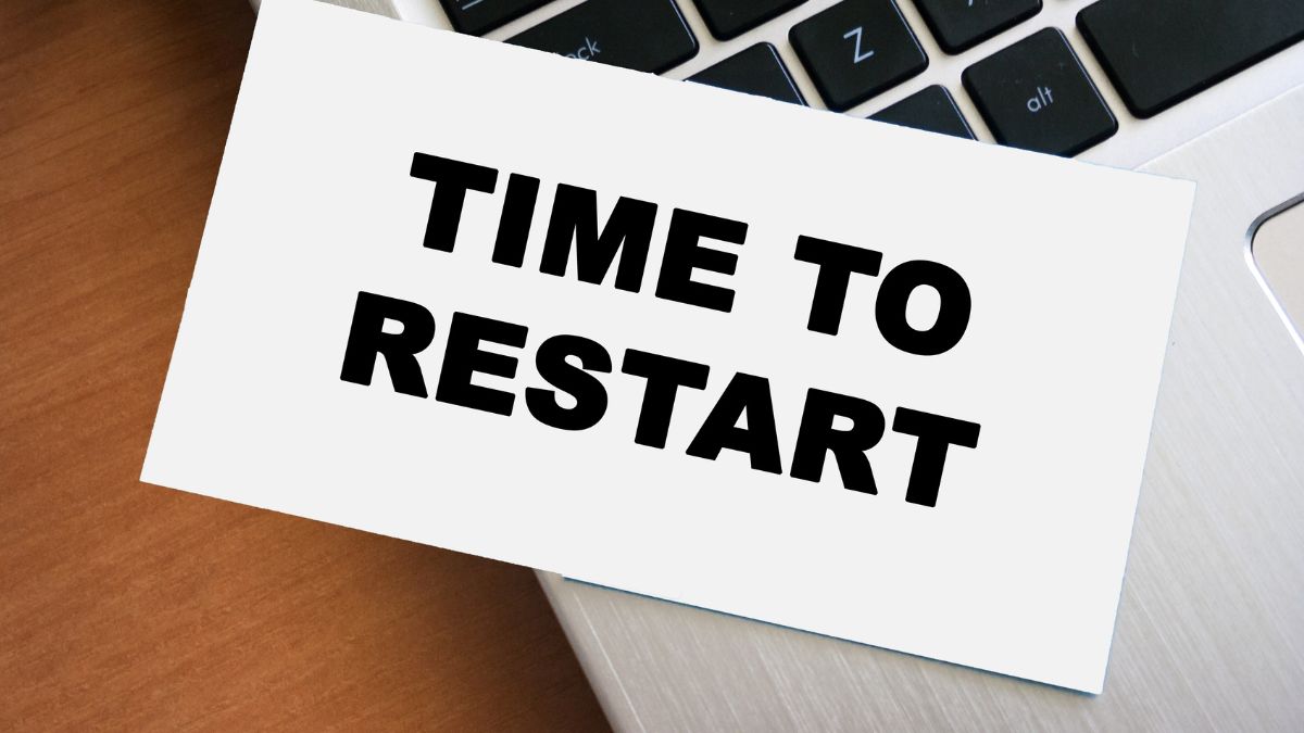 Restart Laptop (Canva.com) Restart Laptop (Canva.com)